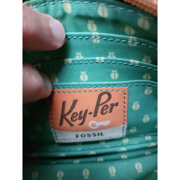 Fossil Key-Per Leather Wristlet Geometric Warm Color all-over print 4" x 7" - Picture 7 of 8